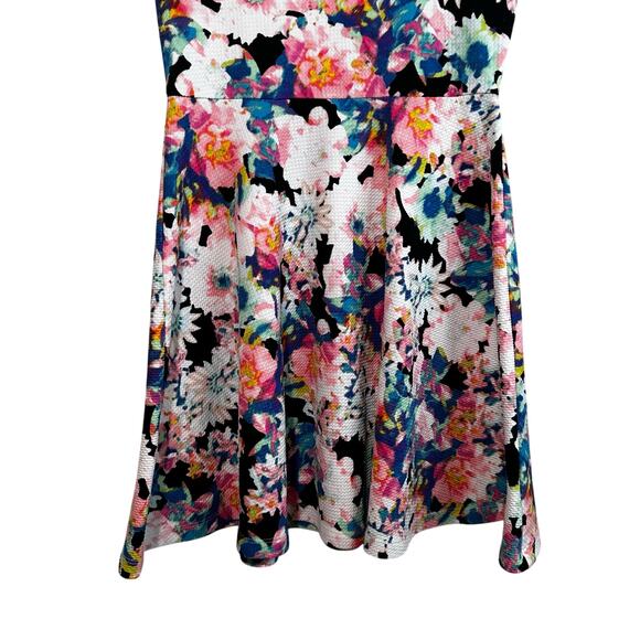 Frenchi Nordstrom Floral Print Skater Dress Back Cut Out Multicolor Small Casual - Picture 4 of 8